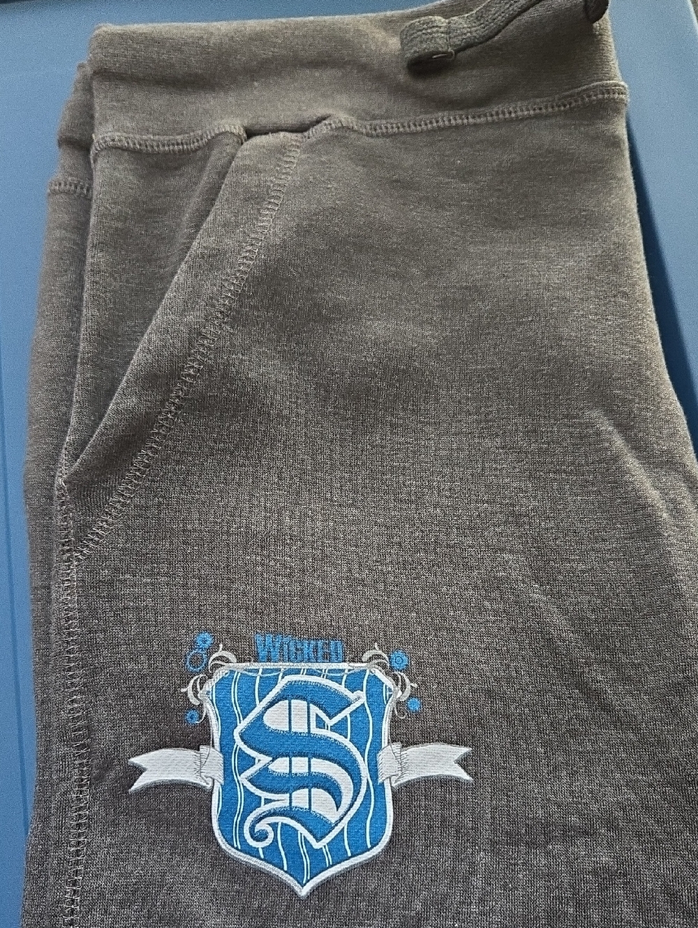 NWT Wicked The Musical Shiz University Joggers Pants Charcoal Grey XL (BIN 003)